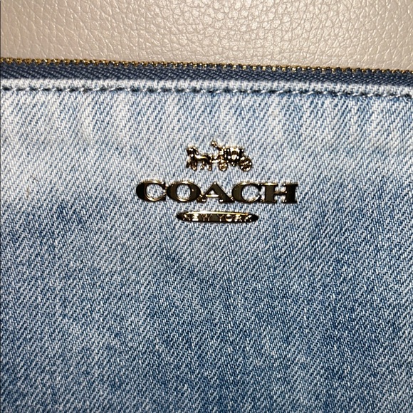 Coach NWT Light Indigo Denim Corner Zip Wristlet - Picture 5 of 10